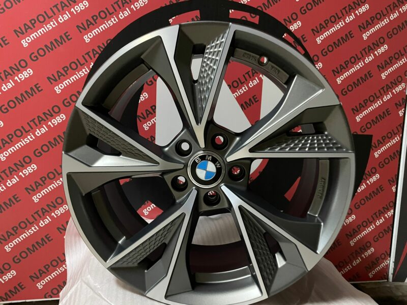 Cerchi BMW serie 3 4 5 G20 G22 G30 G31 18 pollici grigio nad (3)