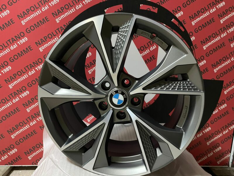 Cerchi BMW serie 3 4 5 G20 G22 G30 G31 18 pollici grigio nad (5)